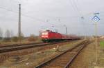 sachsen-anhalt DB 143 572-6 mit der RB 16326 von Halle (S) Hbf nach Eisenach, bei der Ausfahrt in Naumburg (S); 05.04.2010