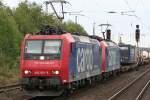 Die 482 001-5 zieht ...  Eric Otten 01.08.2010