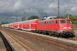 Die 115 459-0 zieht ...  Eric Otten 31.07.2011