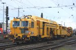 Eine Stopfmaschine und ein ...  Stefan Hochstetter 18.12.2011
