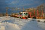 GC Rc4 1167 mit Gterzug nach Sundsvall bei der Fahrt am 30.12.2008 durch Torpshammar.