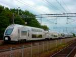 Ein Regionalzug nach Gteborg C verlsst am 18.7.2011 den Bahnhof Treboda.