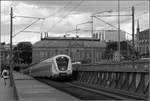 Durch das Herz von Stockholm -    Ein X 60-Zug auf der Södra Järnvägsbron über den Riddarfjörden.