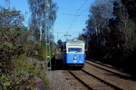 Mit dem führenden Steuerwagen B24 601 fährt ein A24 der Nockebybanan im Mai 1988 von Alvik nach Nockeby