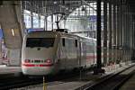 Nachschuss auf 401 573-1, als dieser in den Bahnhof von Basel SBB als ICE 7_ (Zürich HB - Hamburg Altona) am 25.10.2014 einfuhr.