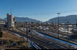 Blick aus Richtung Ablaufberg auf die Ausfahrgruppe des Rangierbahnhofs Chiasso Smistamento.