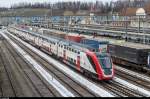 Der neue SBB Fernverkehrszug  Twindexx Swiss Express  steht am 24.