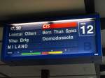 Die Zugzielanzeige im Bahnhof Basel SBB fr einen Cisalpino nach Milano Centrale am 6.