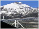 Mit dem Tele rcken die Berge bedrohlich nah an den Bahnhof Chur heran, wie hier der Felsberger Calanda 2696m. (28.11.2007)
