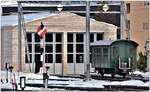 Neue Wagenremise für historische RhB Fahrzeuge mit hippscher Wendescheibe ex Celerina in Samedan.