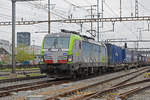 Siemens Vectron 475 410-7 der BLS durchfährt den Bahnhof Pratteln. Die Aufnahme stammt vom 21.04.2020.
