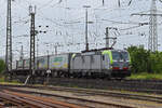 Siemens Vectron 475 425-5 durchfährt den badischen Bahnhof. Die Aufnahme stammt vom 26.05.2021.