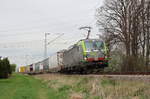 Nach Vorwarnung vom Dennis (er war einige Kilometer vor mir an der Strecke) blieb ich noch ein wenig an der Strecke um meinen ersten Vectron, Re 475 404, zu erlegen.

Stommeln/Pulheim, 01. April 2017