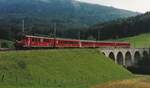 Am 16. September 1996 verkehrte ein Demonstrationszug mit dem BDe 4/4 ll 252  Willisau  und dem unpassenden ABt 952 für die Erhaltung der SMB nach Moutier. Auf der Rückfahrt wurden am Viadukt in Corcelles entsprechende Transparente ausgerollt. 
Rettet unsere Bahn !
Sauvez notre train !
Pro SMB
Foto: Walter Ruetsch