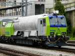 bls Rettungszug - Xans 80 63 98 06 085-5 im Bahnhofsareal von Spiez am 20.06.2009