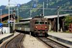 Re 4/4 167 fhrt mit dem Golden Pass in Zweisimmen ein; 11.09.2011