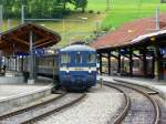 BLS - Bhf Zweisimmen mit dem Steuerwagen Bt 50 85 80-35 953-9 am 21.07.2012