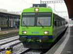 bls - Regio nach Bern - Belp mit dem Steuerwagen Bt 50 85 80-35 943-0 im Bahnhof Biel am 20.12.2012