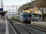 bls - RE von Bern nach Luzern bei der durchfahrt im Bahnhof Gmligen mit der Lok 465 003-2 an der Front am 31.12.2012