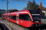 BLS: RABe 526 285/GTW als S6 auf der Fahrt nach Langenthal. Die Aufnahme ist am 19. Oktober 2013 in Huttwil entstanden. Ab dem Fahrplanwechsel 2013 werden die ehemaligen RM-Triebzge durch  NINAS  (Serie 525 001 - 036) ersetzt und zugleich aus dem Rollmaterialbestand der BLS ausscheiden, da sie durch die SBB bernommen werden.
Foto: Walter Ruetsch