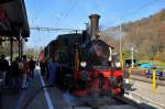 Sihlwald - Nur ein paar Minuten Aufenthalt fr den Sonderzug, aber Zeit um den Durst mit frischem Wasser zu lschen. 26.10.2008