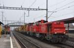 Am843 002 + Am841 017 mit Umbauzug am 20.03.2012 in Brunnen