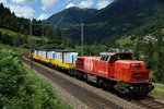 SBB: Dienstzug bestehend aus der Am 843 017-5 und neuen gelben Wagen auf der der Gotthard-Südrampe unterwegs am 28.