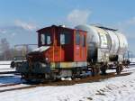 Thommen Chemi Rti bei Bren - Rangierlok ex Tm 2/2 498 mit Gterwagen im Bahnhofsareal von Arch am 21.02.2009