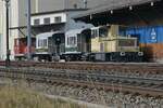 Tm 235 098-1, zwei Wagen des  Verein Dampflok Muni  und eine unbekannte  Spitzmaus  am 10.11.2021 auf einem Industriegleis in der Nähe der Station Müllheim-Wigoltingen