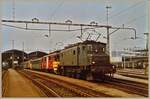 Der Regionalzug 6032 bei der Ausfahrt in Luzern.