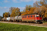 SBB: Eine Aufnahme der Vergangenheit.
Blockzug mit einer Ae 6/6 bei Gutenburg auf der Fahrt in Richtung Huttwil am 30. Oktober 2004. Während vielen Jahren prägten diese schönen und starken Loks das Bild der SBB.
Foto: Walter Ruetsch