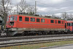 Für die Ae 6/6 11416  Glarus  hat bald die letzte Stunde geschlagen. am 08.03.2023 steht die Lok auf einem Nebengleis beim Bahnhof Kaiseraugst.