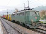 SBB - Ae 6/6 11484    Romont  ( noch mit angebrachtem Wappen ) im Bahnhof von Sion am 01.09.2008