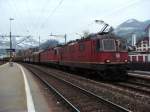 Am 08.04.2008 fuhr dieser GZ mit Re 10/10 in Schwyz auf Gleis 1 ein.