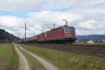 Re 6/6 11681 und Re 4/4 II 11162 erreichen am 05.03.2015 Dottikon-Dintikon.