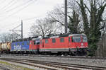 Re 10/10, mit den Loks 420 349-3 und 620 075-2, fahren Richtung Rheinfelden.
