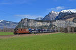 Re 425 178 mit einem Autozug am 11.03.2017 bei Sargans.