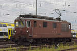 Re 425 194 der BLS verlässt die Abstellanlage beim badischen Bahnhof. Die Aufnahme stammt vom 17.07.2020.