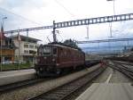 Am 9.7.05 schob die Re 425 161 ''Domodossola'', erste Lok der Serie Re 425, den RE 3120 nach Interlaken Ost