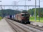 BLS - Re 4/4 184 und Re 4/4 174 vor Güterzug bei der durchfahrt im Bahnhof Wynigen am 20.05.2014