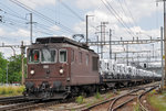 BLS Lok 425 186 durchfährt den Bahnhof Pratteln.