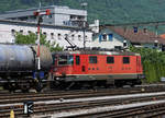 SBB: Güterzug mit der Re 4/4 II 11275 beim Verlassen des RB Biel am 7.