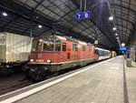 Eine Nacht unterwegs mit einem Messzug; in der Nacht 14./15.01.19 fuhr îch mit Ultraschallmesszug Bern-Thun-Bern-NBS-Olten-NBS-Bern-NBS-Olten. Im Bild ist die Re 4/4 II 11252 | 420 252-9, Flachwagen/Sperry, BDt EWII 50 85 82-33 925-7 und Re 4/4 II 11326 | 420 326-1 beim Wenden in Olten.