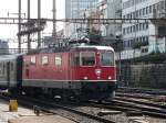 SBB - Re 4/4  11116 bei der einfahrt in den Bahnhof Basel SBB am 15.03.2008