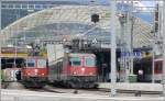 Re 4/4 II 11225 und 11198 in Chur. (25.05.2008)