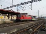 Re 4/4'' 11301 am 30.6.2010 in Oberwinterthur mit der S19071 nach Frauenfeld.