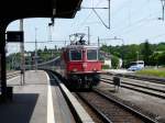 SBB - Re 4/4 11204 mit IR bei der durchfahrt im Bahnhof Mgenwil am 23.05.2011