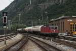 Re 4/4 11262 mit einem Gterzug am 28.06.2011 in Brig.