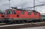 Re 4/4 II 11292 beim Güterbahnhof in Muttenz.