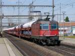 SBB - Re 4/4 11362 vor Güterzug bei der durchfahrt im Bahnhof Prattelen am 05.05.2014